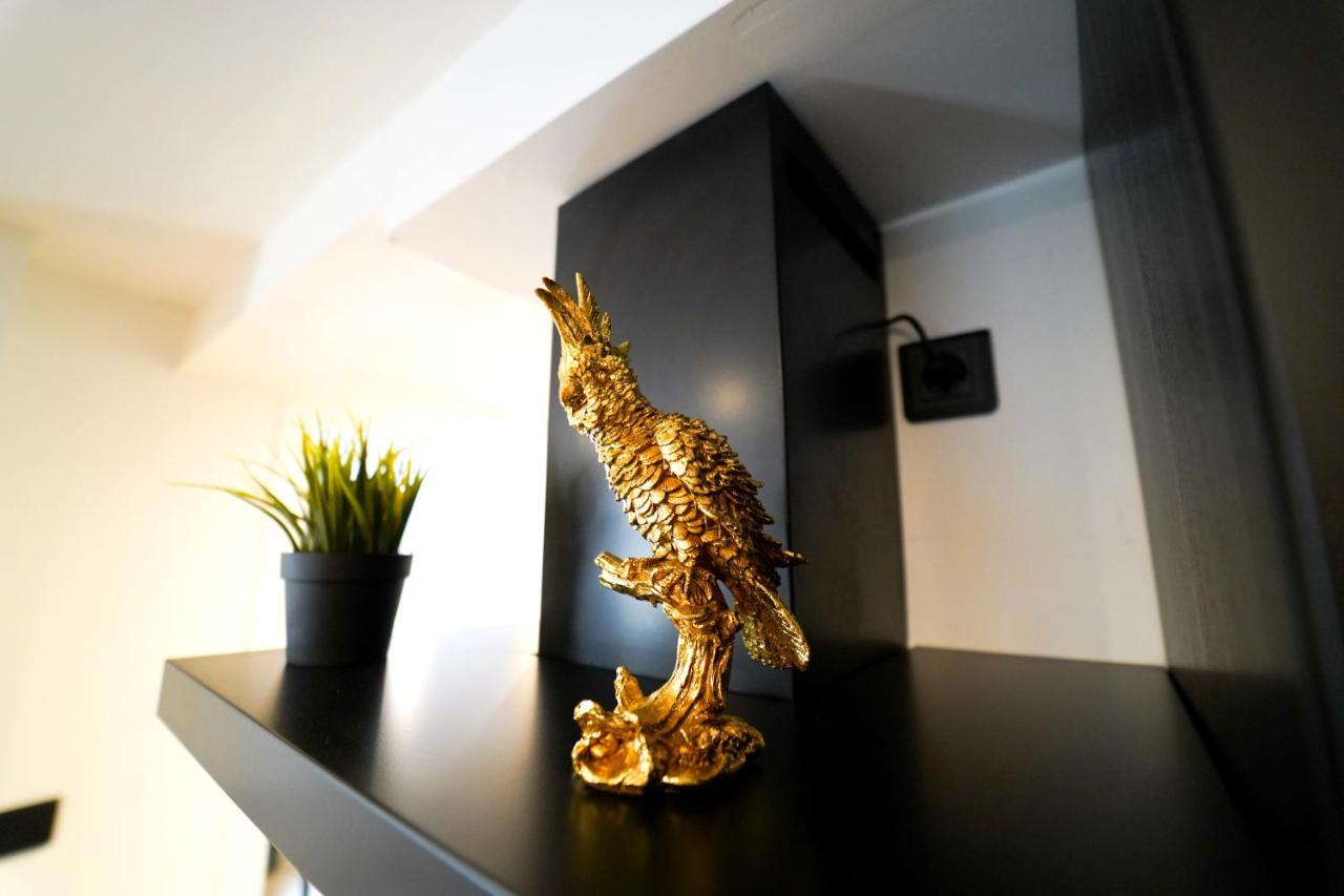 Capstay Jungle Centre Ville & Netflix Valenciennes Bagian luar foto
