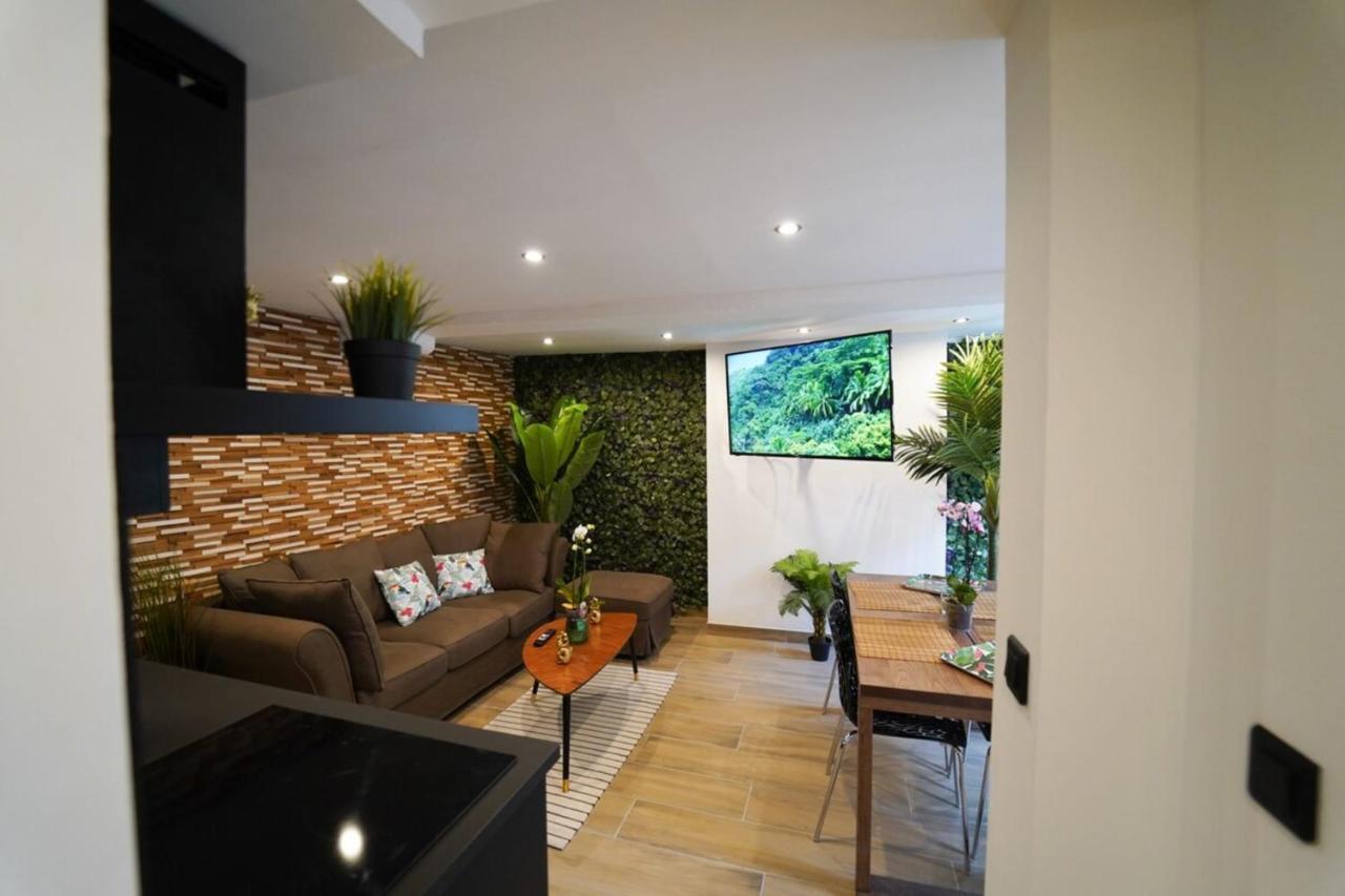 Capstay Jungle Centre Ville & Netflix Valenciennes Bagian luar foto